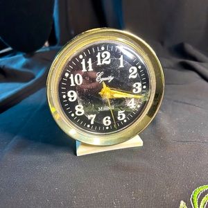 EQUITY retro style Key wind up alarm clock with glow in the dark numbers.